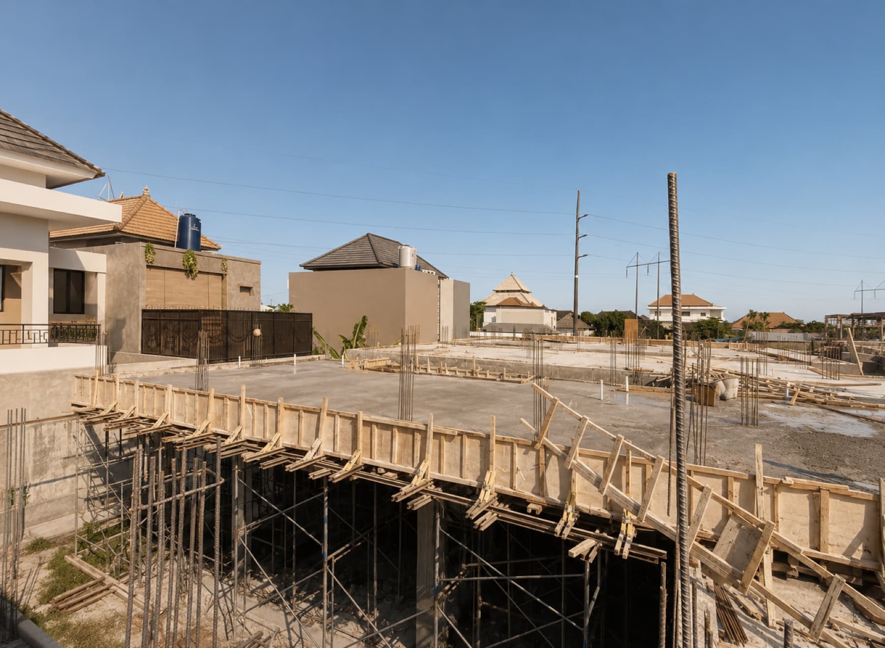 Structural erection — Q3 2026
